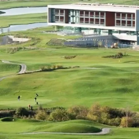 Coqueto Apto Con Vistas En Margas Golf N001 *